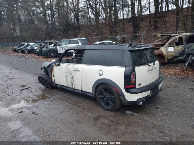 2012 MINI COOPER S CLUBMAN WMWZG3C54CTY38530 Photo 2