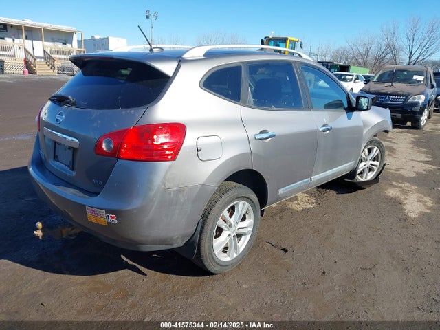 JN8AS5MVXFW770931 Nissan Rogue Select S