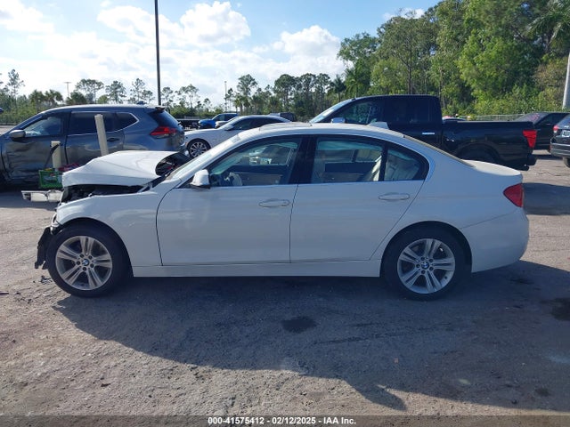 BMW 330i Xdrive 2017 WBA8D9C31HA011495 Image 14