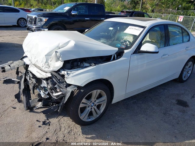 BMW 330i Xdrive 2017 WBA8D9C31HA011495 Image 17