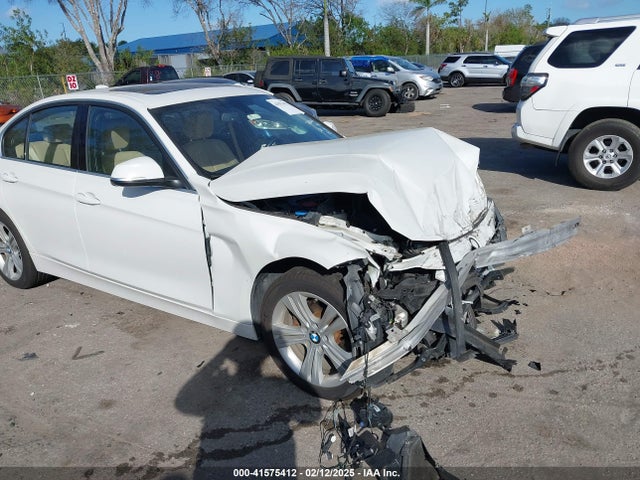 BMW 330i Xdrive 2017 WBA8D9C31HA011495 Image 18