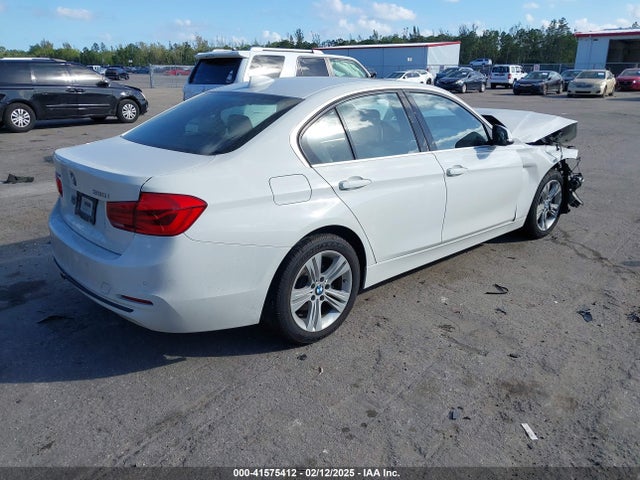 BMW 330i Xdrive 2017 WBA8D9C31HA011495 Image 4