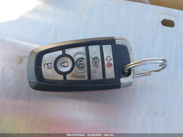 3FA6P0CD8LR117551 Ford FUSION SEL
