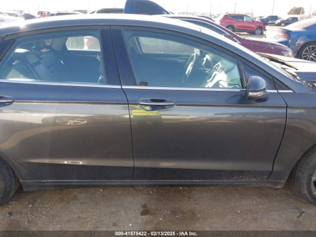 3FA6P0CD8LR117551 Ford FUSION SEL