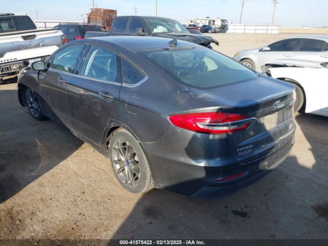3FA6P0CD8LR117551 Ford FUSION SEL