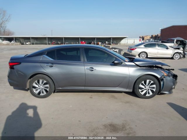 1N4BL4BV5NN370716 Nissan Altima S Fwd