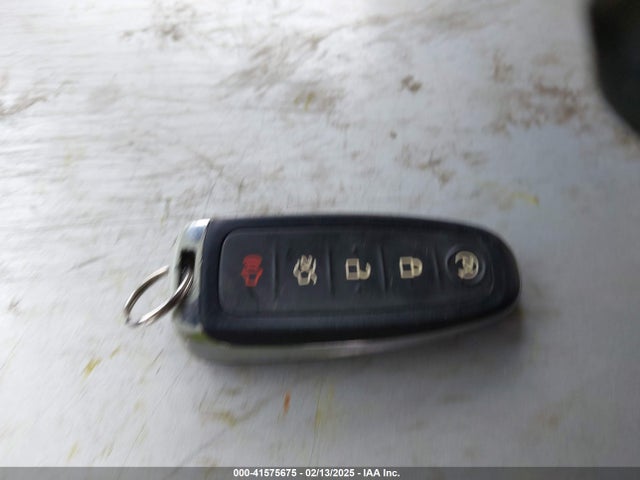 1FMCU9J94HUA31769 Ford Escape Titanium