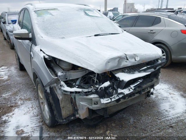 1FMCU9J94HUA31769 Ford Escape Titanium