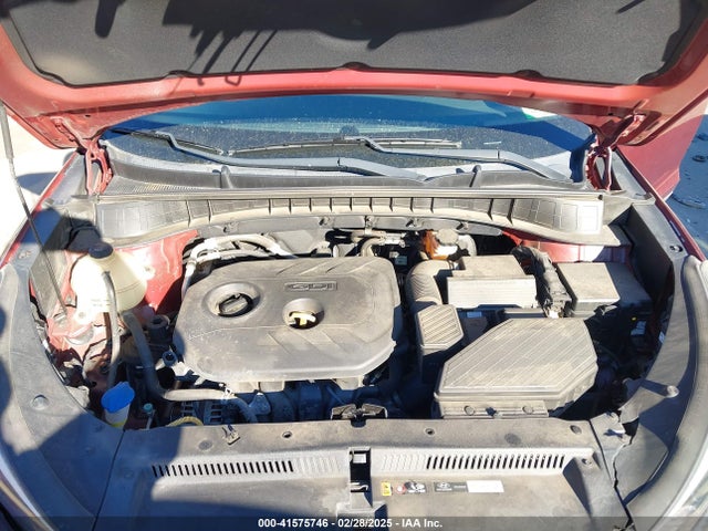 KM8J23A48HU254928 Hyundai TUCSON SE