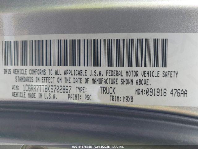 1C6RR7TT8KS702867 RAM 1500 Classic Big Horn  4x4 6'4 Box