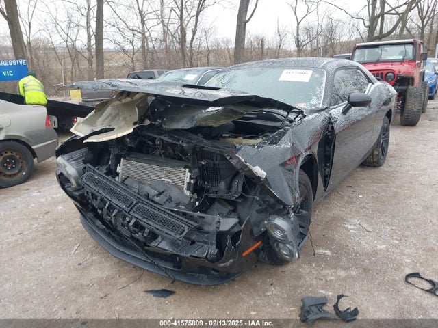 Dodge Challenger Sxt 2019 2C3CDZAG4KH560530 Image 2