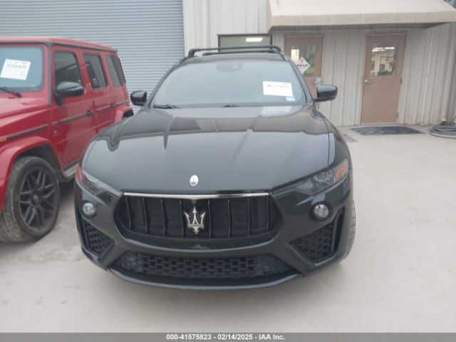 ZN661YUS0KX335883 Maserati Levante S Gransport