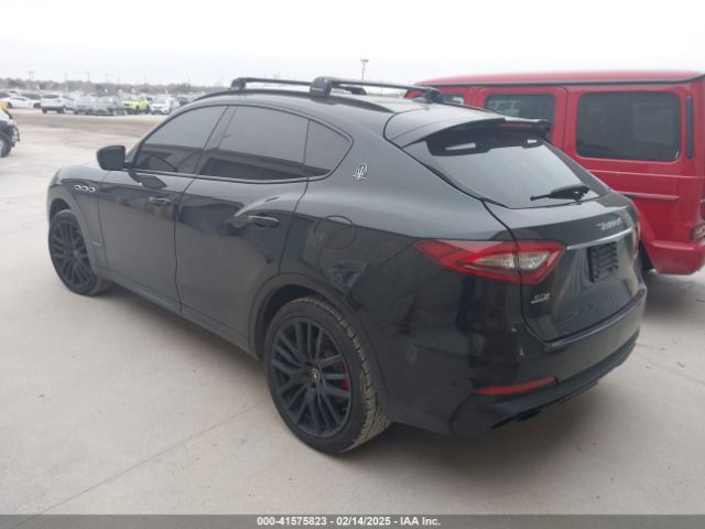 ZN661YUS0KX335883 Maserati Levante S Gransport