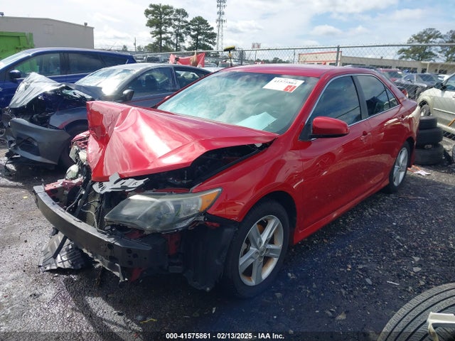 Toyota CAMRY SE 2014 4T1BF1FK0EU820127 Image 2