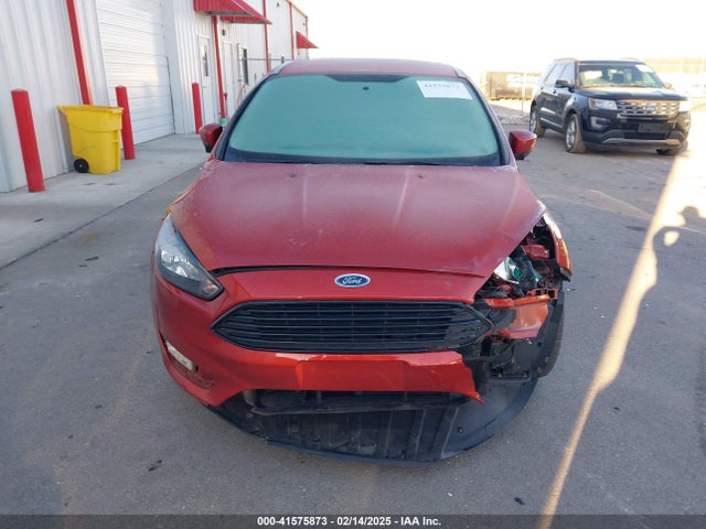 Ford FOCUS SE 2018 1FADP3FE8JL310324 Image 12