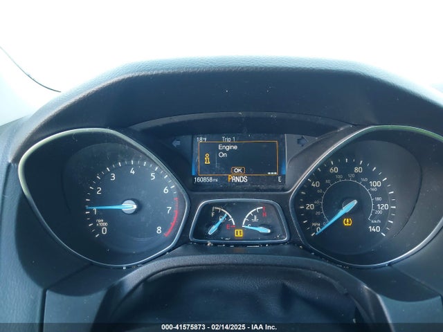 Ford FOCUS SE 2018 1FADP3FE8JL310324 Image 7