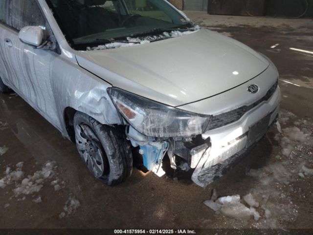 3KPA24ABXKE210704 KIA RIO LX