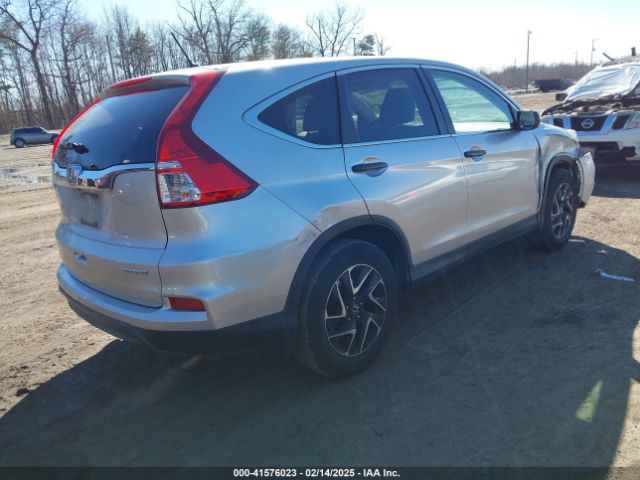 5J6RM3H43GL027586 Honda CR-V SE