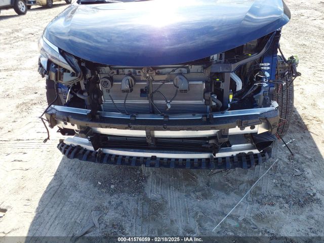 5TDJRKEC0RS220788 Toyota SIENNA XLE