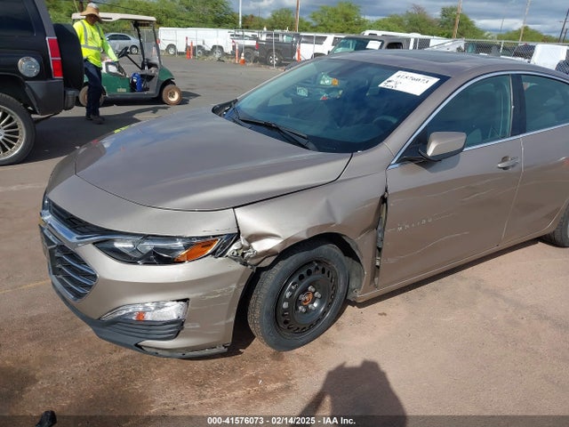 1G1ZD5STXPF180295 Chevrolet Malibu Fwd 1lt
