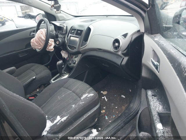 1G1JC5SH7F4187226 Chevrolet Sonic Lt Auto