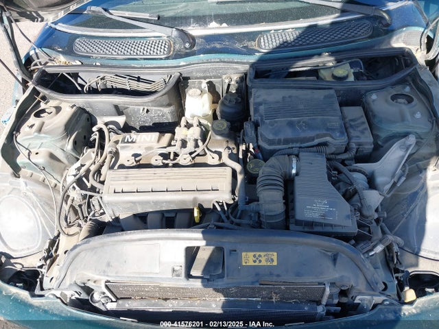 2006 MINI COOPER WMWRC33526TK70066 Photo 9
