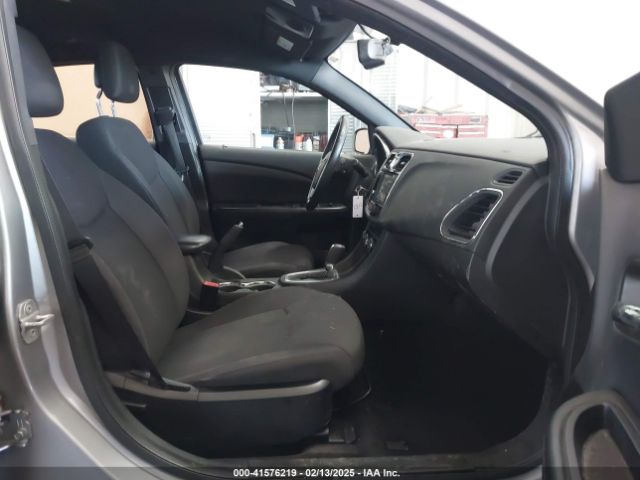 2014 CHRYSLER 200 1C3CCBBB0EN107711 Photo 4
