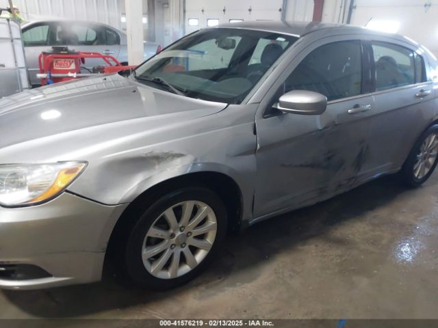 2014 CHRYSLER 200 1C3CCBBB0EN107711 Photo 5