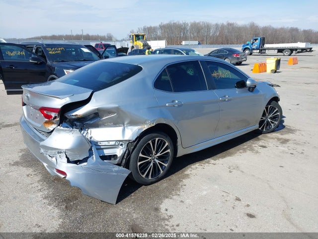 4T1B11HK9JU553348 Toyota CAMRY SE