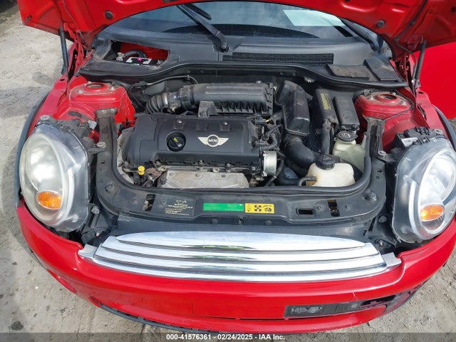 2008 MINI COOPER CLUBMAN WMWML33528TN66475 Photo 9