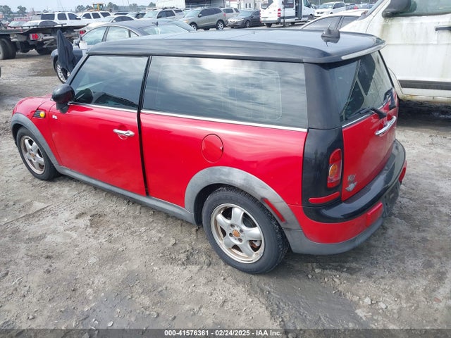 2008 MINI COOPER CLUBMAN WMWML33528TN66475 Photo 2