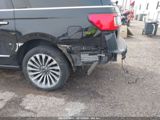 5LMJJ3LT7KEL03574 Lincoln Navigator L Reserve