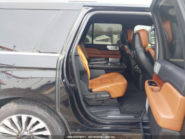 5LMJJ3LT7KEL03574 Lincoln Navigator L Reserve