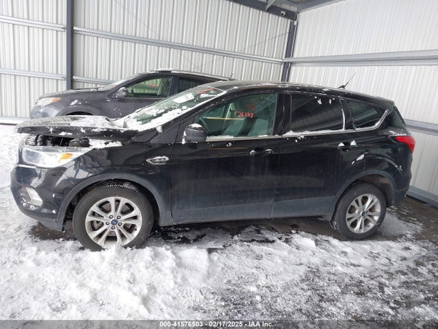 Ford ESCAPE SE 2019 1FMCU9GD3KUC06466 Image 14