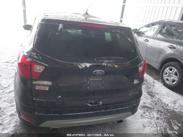 Ford ESCAPE SE 2019 1FMCU9GD3KUC06466 Image 16
