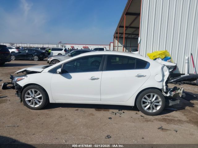 3KPFL4A71HE027263 KIA FORTE S