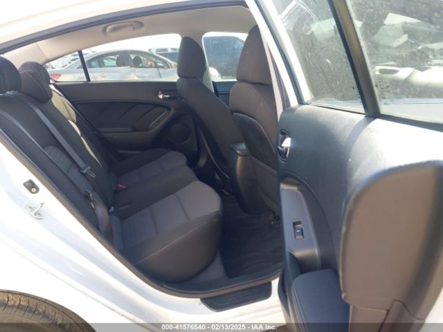 3KPFL4A71HE027263 KIA FORTE S