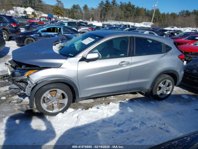 3CZRU6H36KG729058 Honda HR-V LX