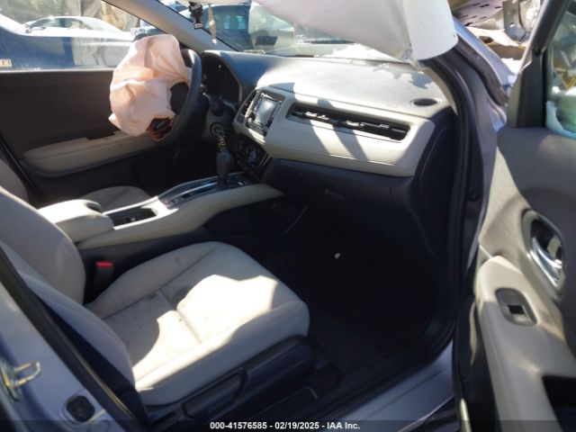 3CZRU6H36KG729058 Honda HR-V LX