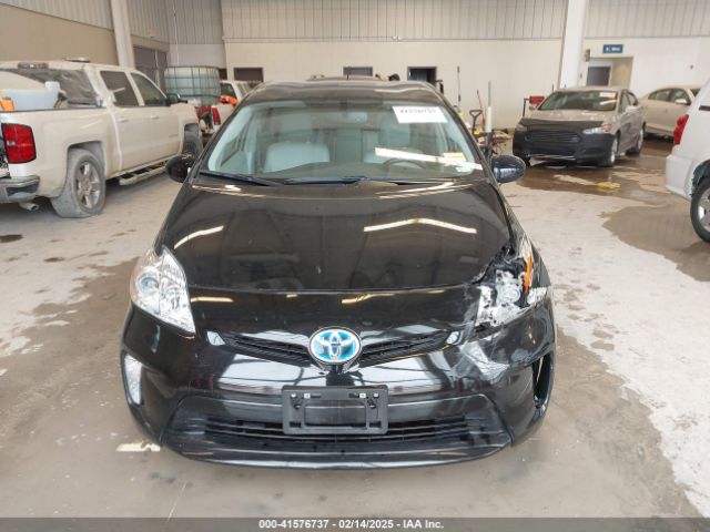 JTDKN3DU8F1891022 Toyota Prius Four