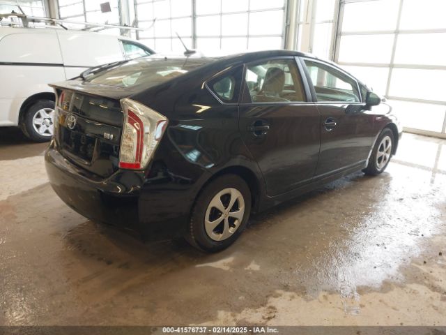 JTDKN3DU8F1891022 Toyota Prius Four