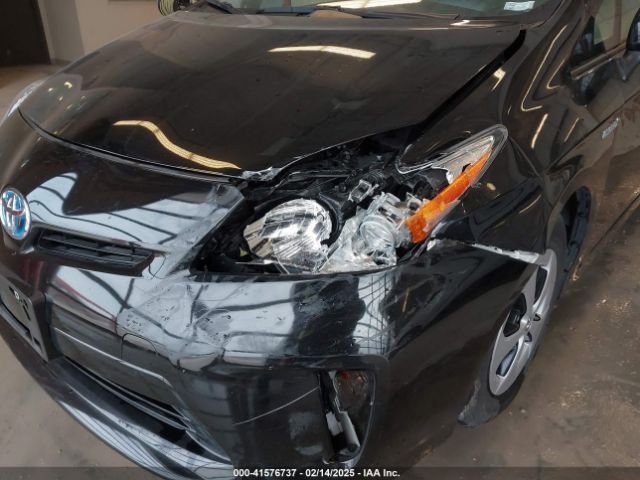 JTDKN3DU8F1891022 Toyota Prius Four
