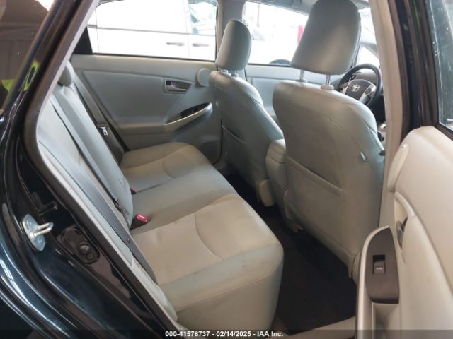 JTDKN3DU8F1891022 Toyota Prius Four