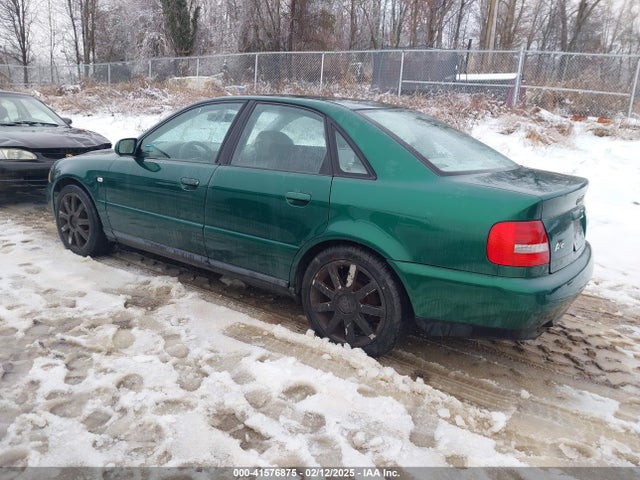 2001 AUDI A4 WAUDC68D51A132263 Photo 2