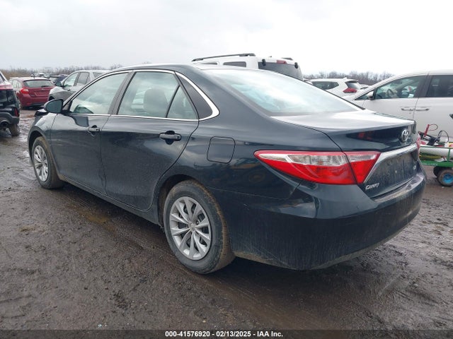 Toyota CAMRY LE 2016 4T4BF1FK4GR560971 Image 3