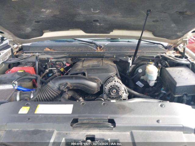 2007 CHEVROLET SUBURBAN 1500 1GNFC16047J252702 Photo 9