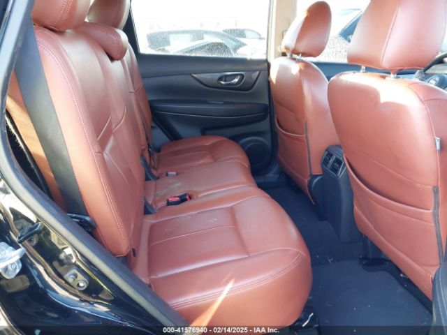 5N1AT2MV2JC736575 Nissan ROGUE SV