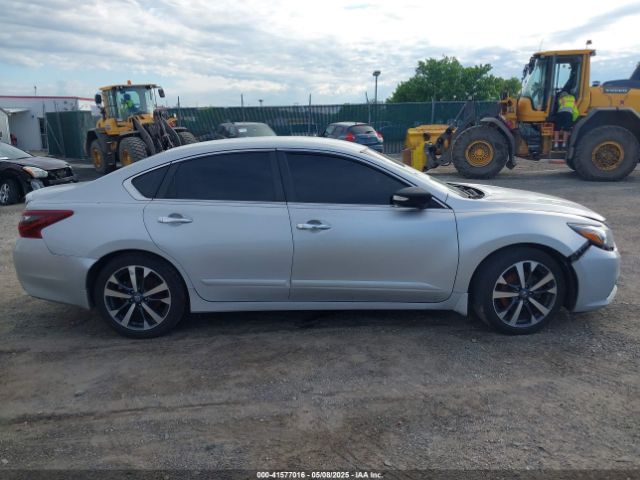 1N4AL3AP3HC116799 Nissan Altima 2.5 Sr