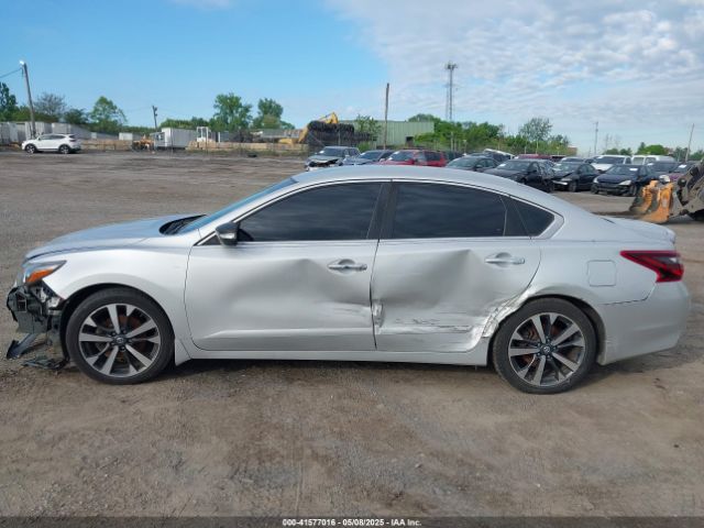 1N4AL3AP3HC116799 Nissan Altima 2.5 Sr