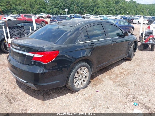 Chrysler 200 LX 2014 1C3CCBAB8EN141901 Image 4
